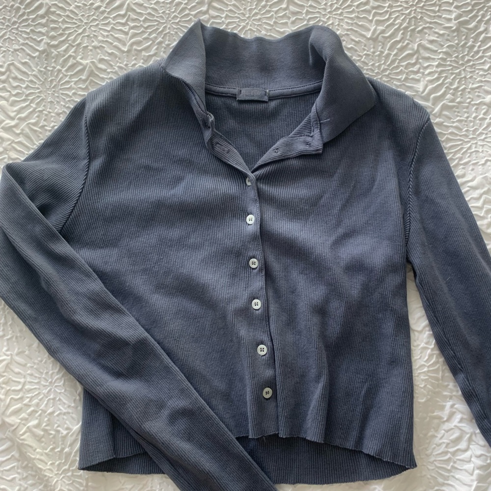 Collared fitted long sleeve